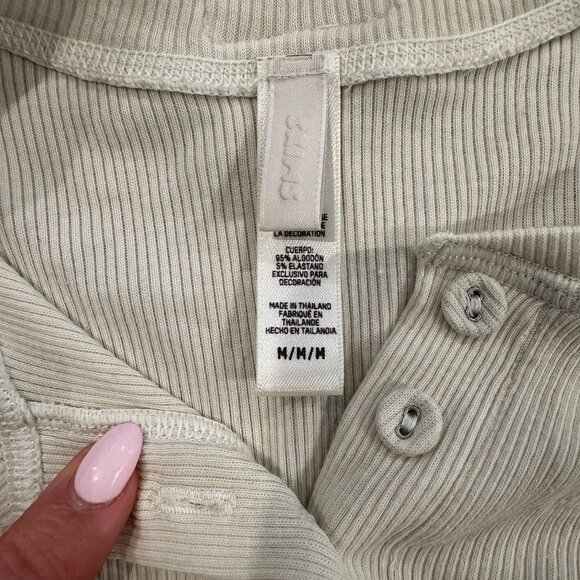 SKIMS Women's Long Sleeve Cotton Ribbed Henley - Picture 3 of 4